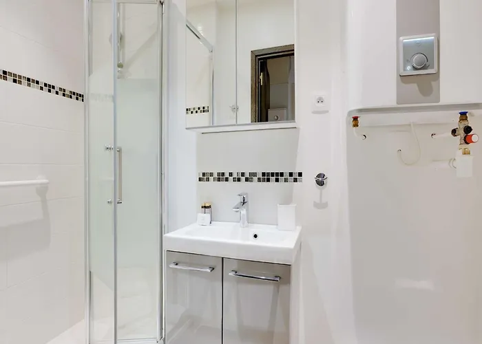 Fully Equipped Modern -2p- *