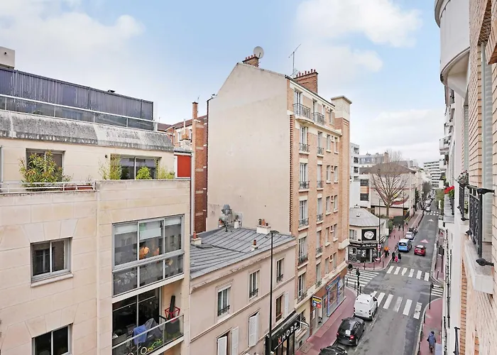 Fully Equipped Modern -2p- Levallois-Perret